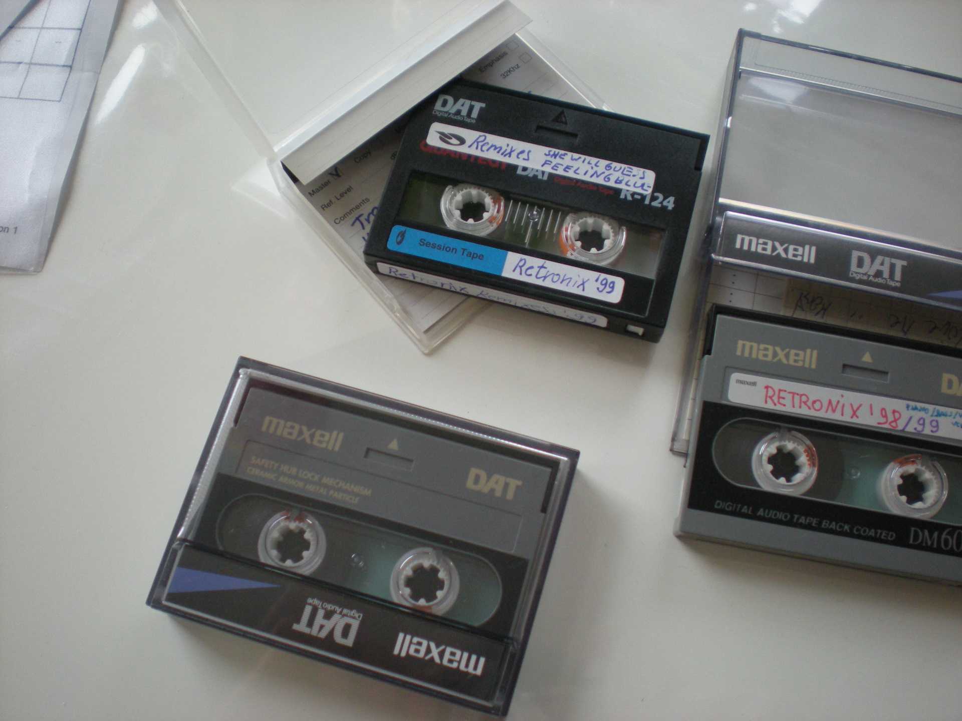 Компактная цифровая кассета - casete compacto digital
