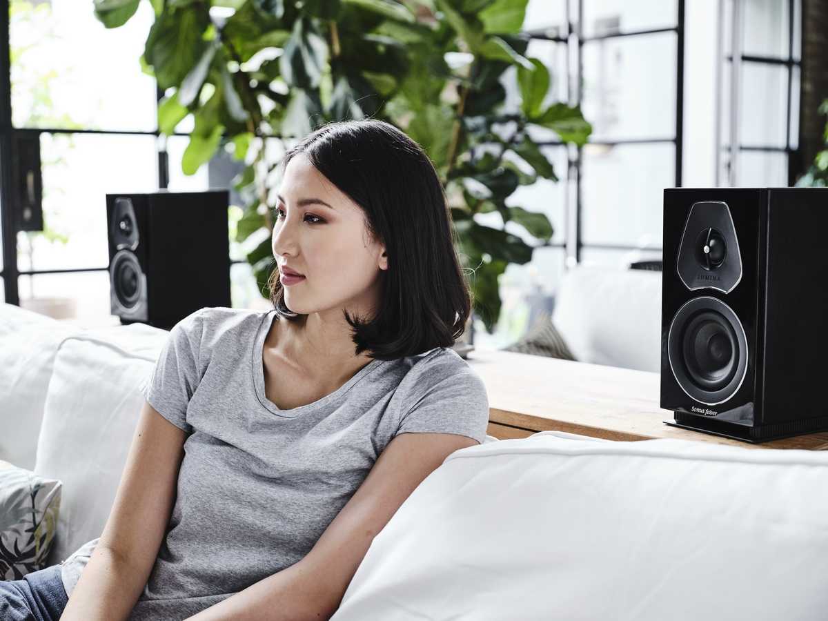 Sonus faber lumina 1 review: touchy feely speakers | trusted reviews